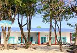 Location vacances  St. Vincent  - Sugarapple Bequia Beach Cottage-1