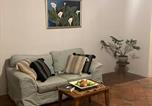 Location vacances Soccer city - Jasmin cottage Brixton-1
