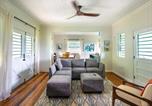 Location vacances  Palm Island ou Ile Prune - Emmanuel's Country Villa with private yard-1