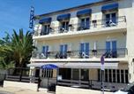 Hôtel Le Grau-du-Roi - Hôtel l'Etoile-1