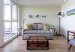 Location vacances Victoria - Urban Stay With Balcony And In-Unit Laundry-2