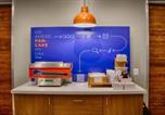 Hôtel Clinton - Holiday Inn Express Hotel & Suites Knoxville by Ihg-1