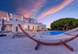 Location vacances Lagoa - Villa Goldeneye - Luxury 6 Bedroom Villa-1