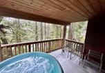 Location vacances Ucluelet - Cozy 2 Bedroom Waterfront Cottage With Hot Tub!-3