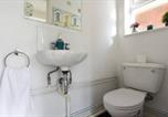 Location vacances Gare de Fareham - Air Maison - Alverstoke Manor - Family Home-3