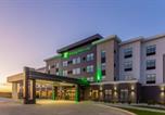 Hôtel Waterloo - Holiday Inn & Suites Cedar Falls-Waterloo Event Ctr by Ihg-1