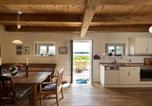 Location vacances Neuenkirchen - Ferienhaus Remise 6 Personen mit Terrasse-4