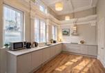 Location vacances Norwich - Luxury Georgian City Townhouse-4