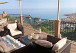 Location vacances Cefalù - Seafront Villa in Cefalu with Private Jacuzzi-2