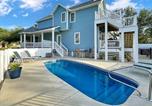 Location vacances Corolla - Renovated Cottage With Heated Pool Spa & Amenities-1