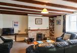 Location vacances Newton-by-the-Sea - Cherry Tree Cottage-4