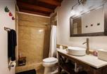 Location vacances  La Fortaleza et le site historique national de San Juan à Porto Rico  - Stylish Old San Juan 1 Br, 1 Bath, Loft Condo!-4