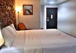 Hôtel Menomonie - Avalon Hotel-3
