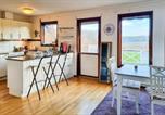 Location vacances Stenungsund - Amazing Home In Klövedal With Kitchen-2