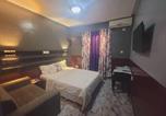 Location vacances Douala - Studio Sunrise Bonapriso-1