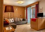Location vacances Campitello di Fassa - Apartment Pordoi-1