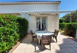 Location vacances Vaux-sur-Mer - Charmante maisonnette avec piscine, proche plage et centre-ville - Vaux-sur-Mer - Fr-1-550-68-2
