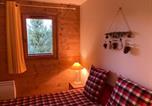 Location vacances Arâches-la-Frasse - Spacieux T3, 6 pers, calme, balcon, parking, casier à skis, navette à 150m - Fr-1-572-278-4