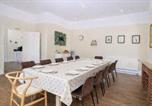Location vacances Marsham - Spacious Buxton house with hot tub and pool table-4