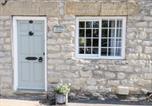 Location vacances Kirkbymoorside - Crooked Cottage-3