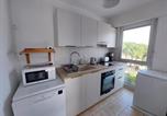Location vacances Royan - T2 rénové au cœur de Royan - Fr-1-550-96-3