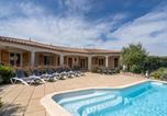 Location vacances Paraza - Stylish Villa with Terrace-1