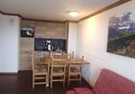 Location vacances Besse-et-Saint-Anastaise - Appartement accueillant pour 6 avec balcon et parking proche des pistes - Fr-1-814-160-3