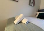 Location vacances Blaenhonddan - 3 Bed - Parking - Smart Tv's - Great for Groups-1