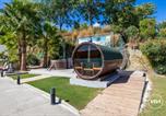 Location vacances Casares - Vivi Homes - Casa Sereno - lagoon - pool - garden - view-4