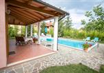 Location vacances Žminj - Pleasant Villa Valmonida with Pool, Sauna, Gym and Bbq-4