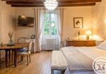 Hôtel Blaison-Gohier - Chambres d'hôtes élégantes proche Loire avec parc et piscine - Fr-1-622-114-2