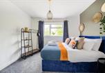Location vacances La cathédrale Saint Michael de Coventry - Coventry Sleeps 8 Garden and Large Driveway-4
