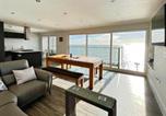 Location vacances Sandown - Modern 2-Bed Coastal Flat in Sandown-3