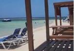 Location vacances  Jamaïque - Mirando Place---Beach Access, Hot Tub, Gym, Pool, 3 Lounges, Townhouse 2 ,Airport 10min-2