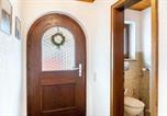 Location vacances  Wachensee - Ferienwohnung Parterre-3