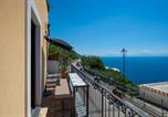 Location vacances  Province de Salerne - Golden Vaults 1st Floor Sea View Balcony-4