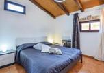 Location vacances Sant'Agata di Militello - Nice Home In Torranova With Kitchen-4