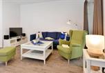 Location vacances Rappin - Ferienwohnung Blaues Haus App 2 in Ralswiek-3