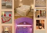 Location vacances  Province de Brindisi - Dimora Suite-1