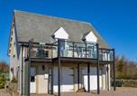 Location vacances  Gare de Dundee - Grange Loft - Uk31594-2