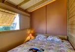 Location vacances Saint-Martin-de-Varreville - Tente en toile et bois avec terrasse pour 4 personnes - Api-1-52-1471-4
