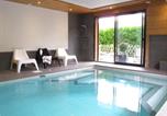 Location vacances Taninges - Gîte Balnéo Au Coeur des Alpes-1