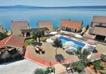 Location vacances Posedarje - Amazing Apartment In Posedarje With Wifi-3