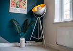 Location vacances Gloucester - Work-Friendly Home, Stylish Bedrooms-Fast Wifi, Parking & Netflix-4