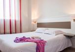Location vacances Latour-Bas-Elne - Pavillon T3 avec Piscine, Spa et Salle de Sport près de la Plage - 6 Couchages - Fr-1-732-38-3
