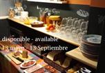 Location vacances Arenys De Mar - Hostal La Lluna-3