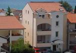 Location vacances Baška Voda - Apartments Juric-1