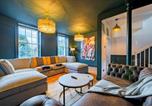 Location vacances Marshfield - Central Bath 6 Bedroom Townhouse Sleeps 12 by Roost Accommodation-1