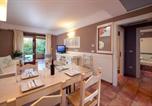 Location vacances Pula - Idyllic Lantana resort 2 Bedroom Apartment Sleep 7-1