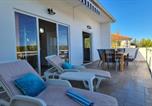 Location vacances  Vrboska - Apartment Penthouse by the sea-1